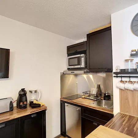 アパート Beau 2 Pieces 4 Pers, Renove, 24m², Res. Ski Soleil, Sud-ouest, Pied Des Pistes, Les Menuires - Fr-1-178-333